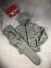 Load image into Gallery viewer, Tracksuit