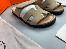 Load image into Gallery viewer, Slipper