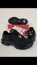 Load image into Gallery viewer, Shoes