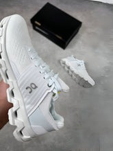 Load image into Gallery viewer, Shoes