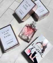 Load image into Gallery viewer, Perfume