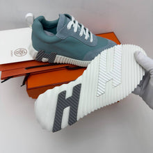 Load image into Gallery viewer, Shoes