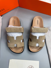 Load image into Gallery viewer, Slipper
