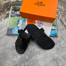 Load image into Gallery viewer, Slipper