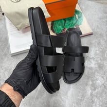 Load image into Gallery viewer, Slipper