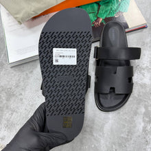 Load image into Gallery viewer, Slipper