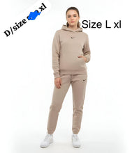 Load image into Gallery viewer, Tracksuit