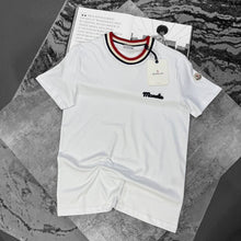 Load image into Gallery viewer, Tshirt