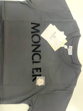 Load image into Gallery viewer, T-shirt