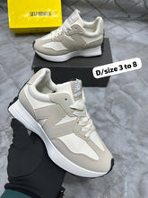 Load image into Gallery viewer, Shoes