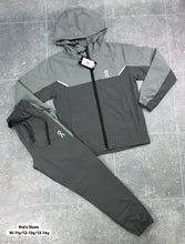 Load image into Gallery viewer, Tracksuit boy