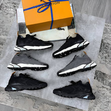 Load image into Gallery viewer, Shoes