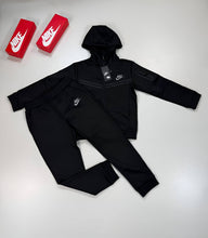 Load image into Gallery viewer, Tracksuit
