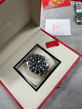 Load image into Gallery viewer, Watch