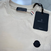 Load image into Gallery viewer, Tshirt