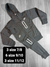 Load image into Gallery viewer, Tracksuit