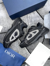 Load image into Gallery viewer, Shoes
