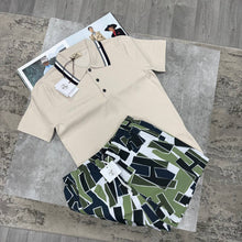 Load image into Gallery viewer, Tshirt