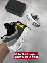 Load image into Gallery viewer, Shoes