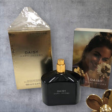 Load image into Gallery viewer, Perfume