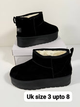 Load image into Gallery viewer, Shoes