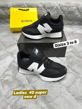 Load image into Gallery viewer, Shoes