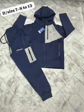 Load image into Gallery viewer, Tracksuit