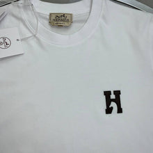 Load image into Gallery viewer, Tshirt
