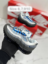 Load image into Gallery viewer, Shoes