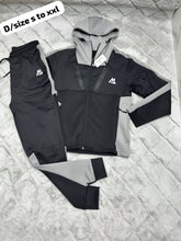 Load image into Gallery viewer, Tracksuit