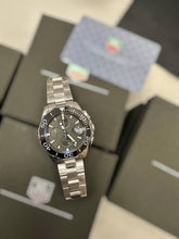 Load image into Gallery viewer, Watch
