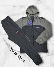 Load image into Gallery viewer, Tracksuit
