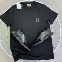 Load image into Gallery viewer, Tshirt