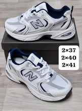Load image into Gallery viewer, Shoes