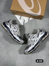 Load image into Gallery viewer, Shoes