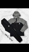Load image into Gallery viewer, Tracksuit