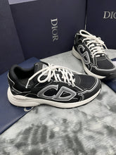 Load image into Gallery viewer, Shoes