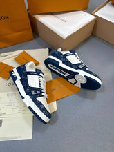 Load image into Gallery viewer, Shoes