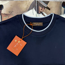 Load image into Gallery viewer, Tshirt