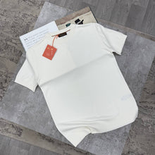 Load image into Gallery viewer, Tshirt