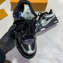Load image into Gallery viewer, Shoes