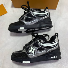 Load image into Gallery viewer, Shoes