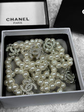 Load image into Gallery viewer, Necklace