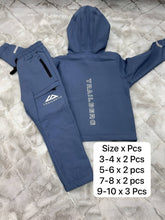Load image into Gallery viewer, Tracksuit
