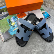 Load image into Gallery viewer, Slipper