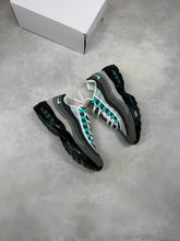 Load image into Gallery viewer, Shoes