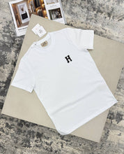 Load image into Gallery viewer, Tshirt