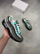 Load image into Gallery viewer, Shoes