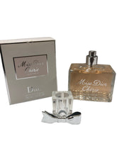 Load image into Gallery viewer, Perfume