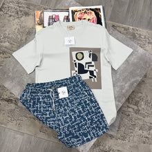 Load image into Gallery viewer, Tshirt